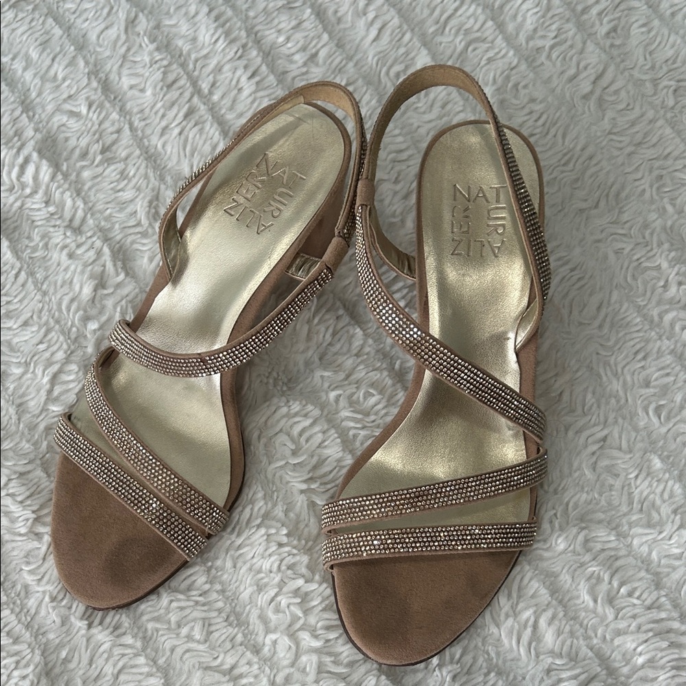 Naturalizer Women's Brown Beaded Sandals
